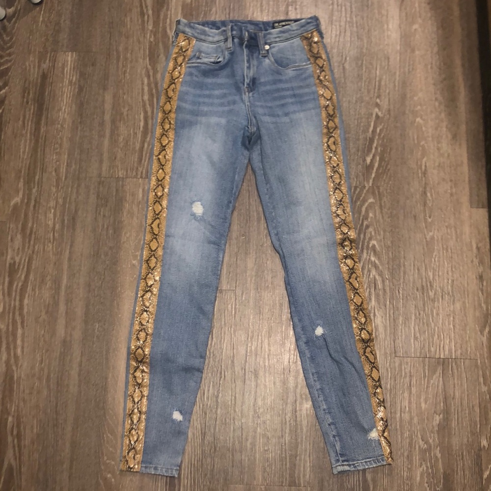 BlankNYC Mid-Rise Skinny Jean
